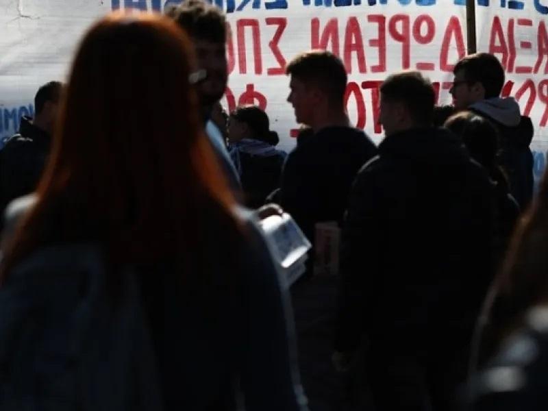 ΑΔΕΔΥ: Στάση εργασίας στο Δημόσιο - Τα αιτήματα των εργαζομένων