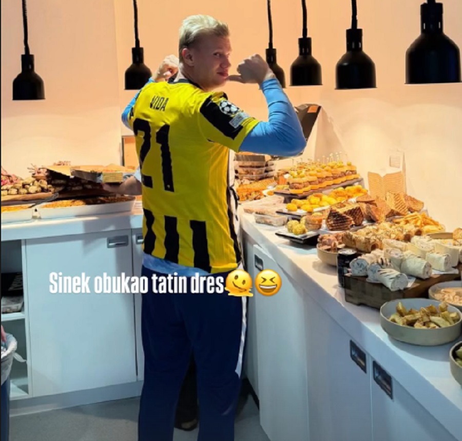 Ο Χάαλαντ φόρεσε τη φανέλα της ΑΕΚ! (pic)