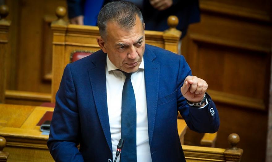 Ο Βρούτσης αποφάσισε αναστολή επιχορηγήσεων προς την ΕΟΚ και έλεγχο στα οικονομικά βιβλία!