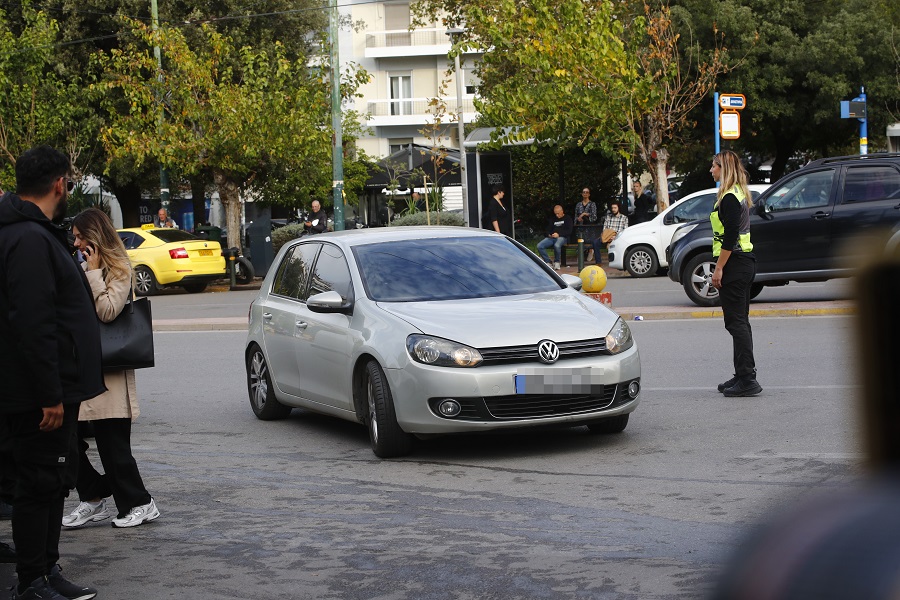 Σκάνδαλο μπάσκετ: Έφτασαν στην Ευελπίδων οι 6 συλληφθέντες για την υπόθεση