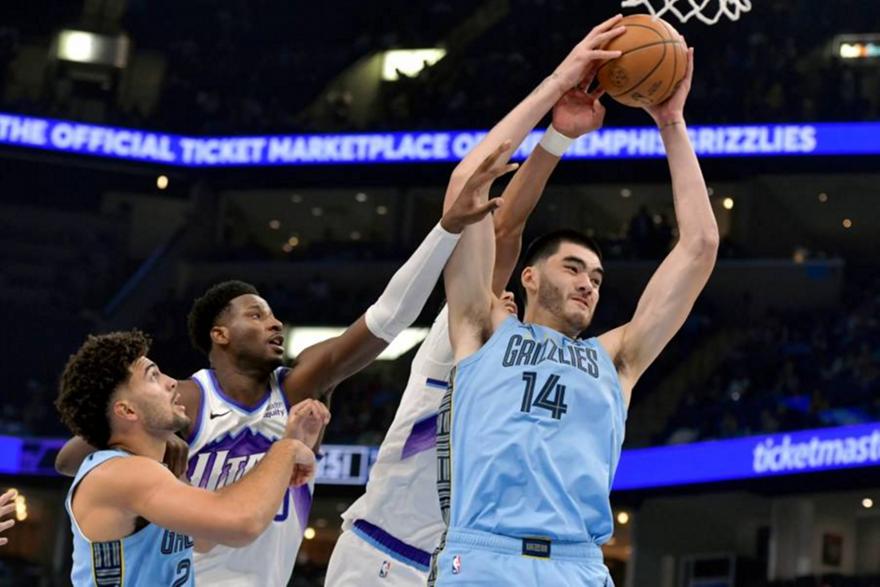 NBA: Μεγάλες εμφανίσεις, εντυπωσιακά ντεμπούτα και θέαμα στην πρεμιέρα