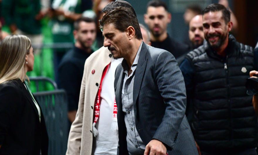 Γιαννακόπουλος: «Τα 820 χιλιάρικα είναι ολόφρεσκα και αριθμημένα ένα προς ένα από την τράπεζα»