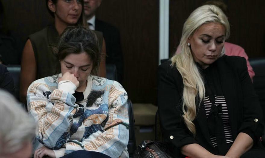 Στις 22 Δεκεμβρίου η ετυμηγορία στην «δίκη Μαραντόνα»-Ξέσπασε σε κλάματα η κόρη του (video)
