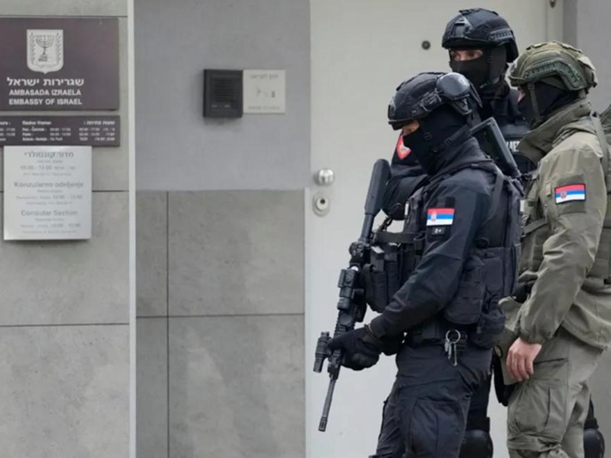 Σερβία: Ο δράστης της επίθεσης στην ισραηλινή πρεσβεία είχε συλληφθεί στη Γερμανία για ύποπτο τρομοκρατικό σχέδιο, σύμφω