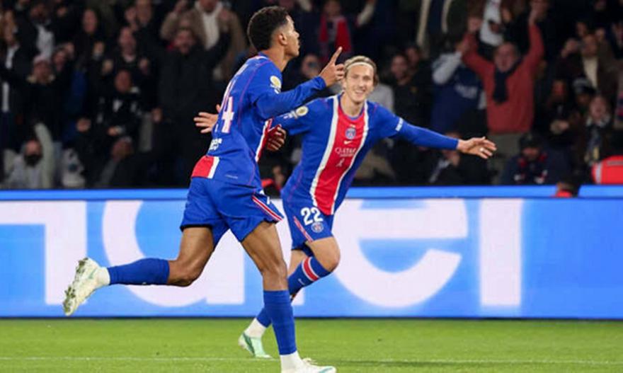 Ligue 1 - 9η αγωνιστική: Ντέρμπι στον Βορρά, εκτός έδρας αποστολές για Παρί και Μονακό
