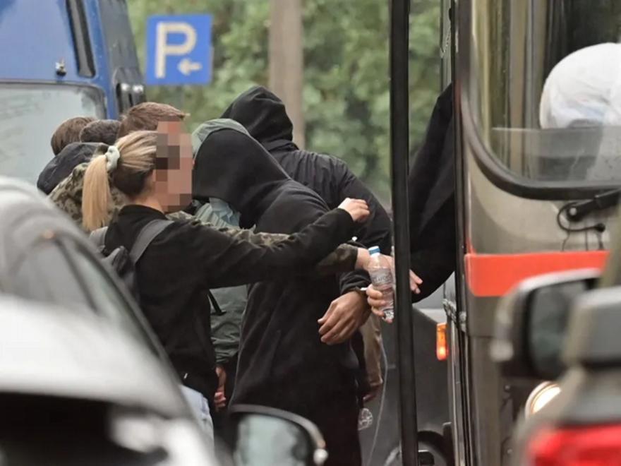 Υπόθεση «Χωριάτικο»: Συνεχίζονται οι απολογίες των κατηγορουμένων - Προφυλακιστέος και ο Ρίζος Ρίζος