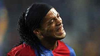 «Θέλουμε Ροναλντίνιο, Μπουφόν στην Μίλαν»