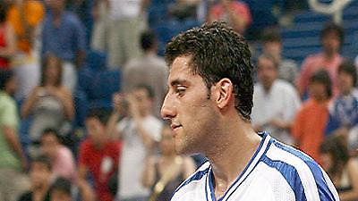 Τρίτωσε με Μπουρούση!