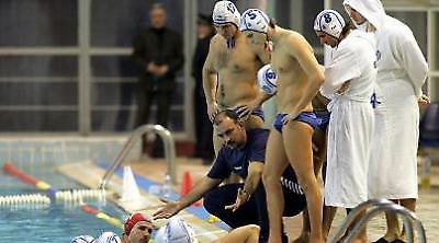 «Μάχες» για τρεις