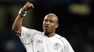 Η Μπόλτον εμποδίζει την πώληση του Ντιούφ