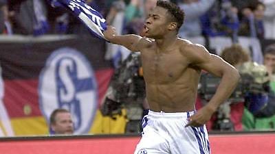 Μπενζά: «Αφοσιωμένος στο Αμβούργο»