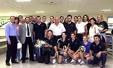 'Ασημένιες' οι γυναίκες