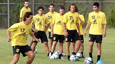 ΑΡΗΣ: Στην προετοιμασία ο Εκουέμε, μέχρι νεοτέρας