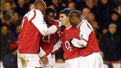 Πέταγε… φλόγες η Άρσεναλ