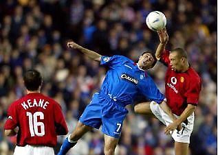 Έτοιμος να κουνήσει μαντήλι...