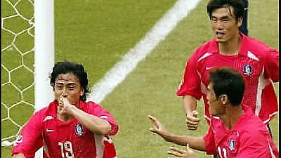 Υπέγραψε στη Μετζ ο Αν Γιουνγκ-χβαν