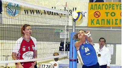 Α1 Γυναικών : Νίκες των φαβορί