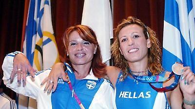 Στα κόκκινα η Δεβετζή