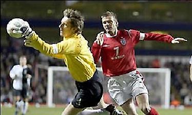 Φιλικές κόντρες κατά του ρατσισμού