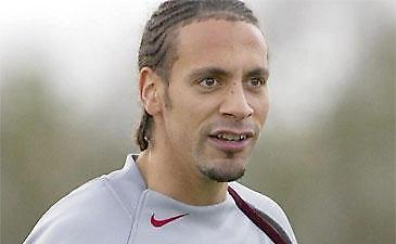 Ρίο Φέρντιναντ θέλει η Ρεάλ