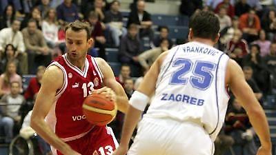 Νοκ άουτ για 2,5 μήνες