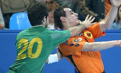 Παραμένει στα «σαλόνια» το Κορωπί