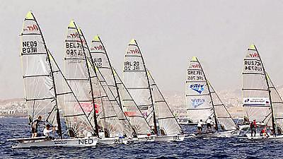 Σταθερά στη θέση τους