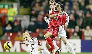 Έριξε τις «ασπιρίνες»στο λιμάνι