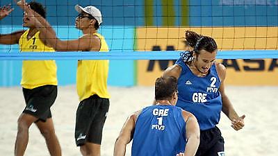 ''Εκτός νυμφώνος'' Μιχαλόπουλος και Ξενάκης