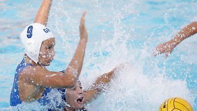 Επίσκεψη της Εθνικής γυναικών στην ΚΟΕ