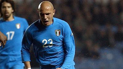 Γυρίζει στην Μίντλεσμπρο ο Μακαρόνε