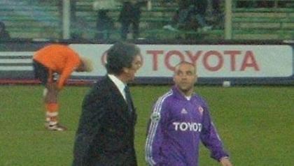 Πρωταγωνιστής δύο σεναρίων ο Μίκολι