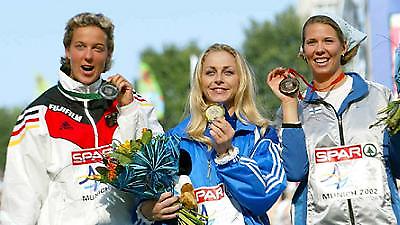 Λάμψη αστέρων στα «Τσικλητήρεια»