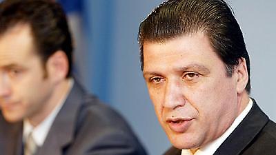 Συνάντηση Ορφανού-Μπελιγράτη, Κούβαρη