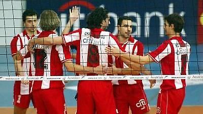 Κόκκινο το ντέρμπι