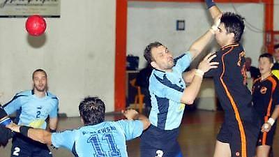 Άνετη νίκη Πανελληνίου