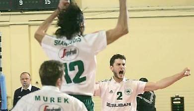 Σύγκρουση 'αιωνίων' στην Γλυφάδα