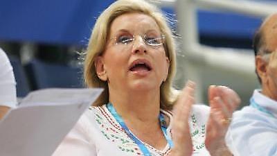 Άναυδη απ' το Παμπελλοπονησιακό η Πετραλιά