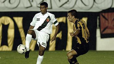 Μπλεξίματα για τον Ρομάριο