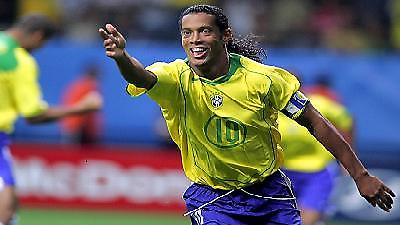 Ροναλντίνιο: «Το μέλλον μου είναι στη Μπαρτσελόνα»