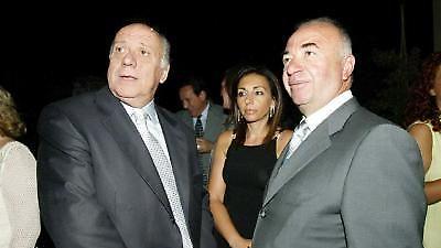 Αρχίζουν οι συζητήσεις στο ''τριφύλλι''