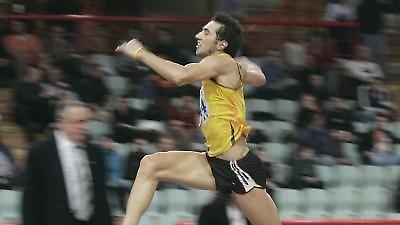 «Ιπτάμενος» Λούης στον τελικό