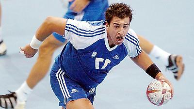 «Εννιάσφαιρος» ο Χαλκίδης