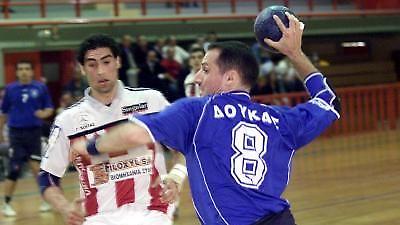 Χατσατουριάν: «Ωρα για νέα καταξίωση»