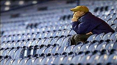 «Καλό θα ήταν να μην πάτε»