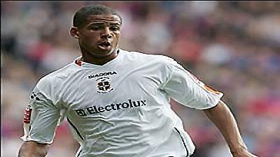 Συζητήσεις Αστον Βίλα με Ντέιβις