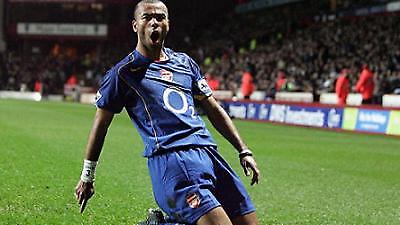 Η κατάρα των αριστερών μπακ