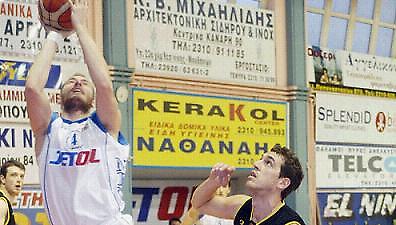 A2: Νίκες για τα φαβορί