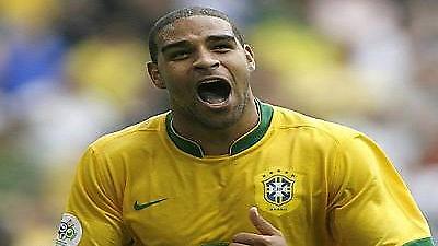 Ντούνγκα: «Αν συνέλθει ο Αντριάνο, τον υπολογίζω»