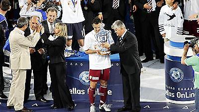 Οι «βυσσινί» στο «μικροσκόπιο»